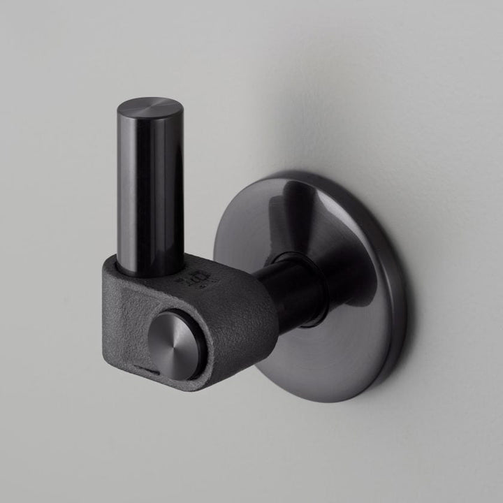 Buster + Punch Cast Hook | OS