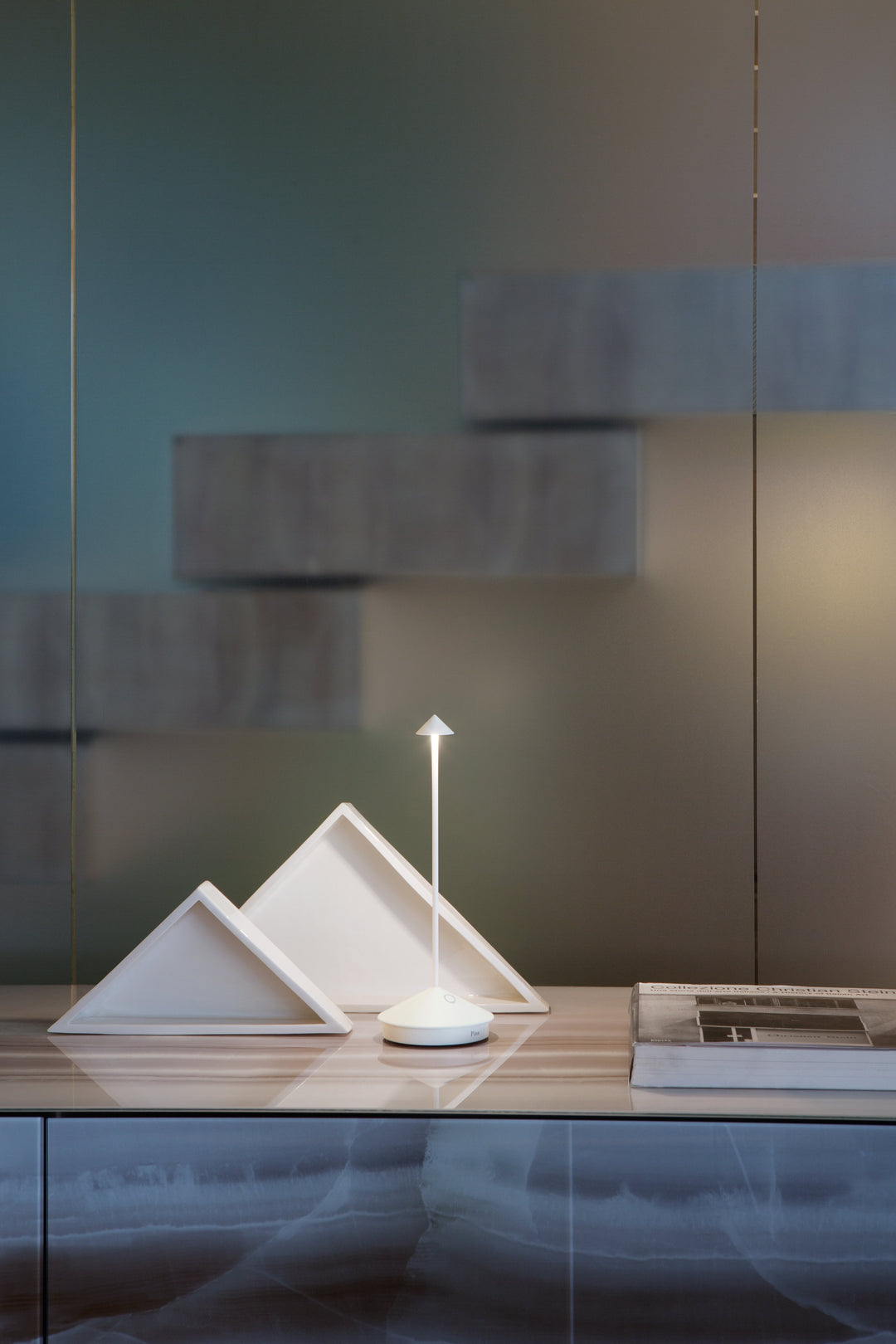 Zafferano America Pina Pro Lamp | OS