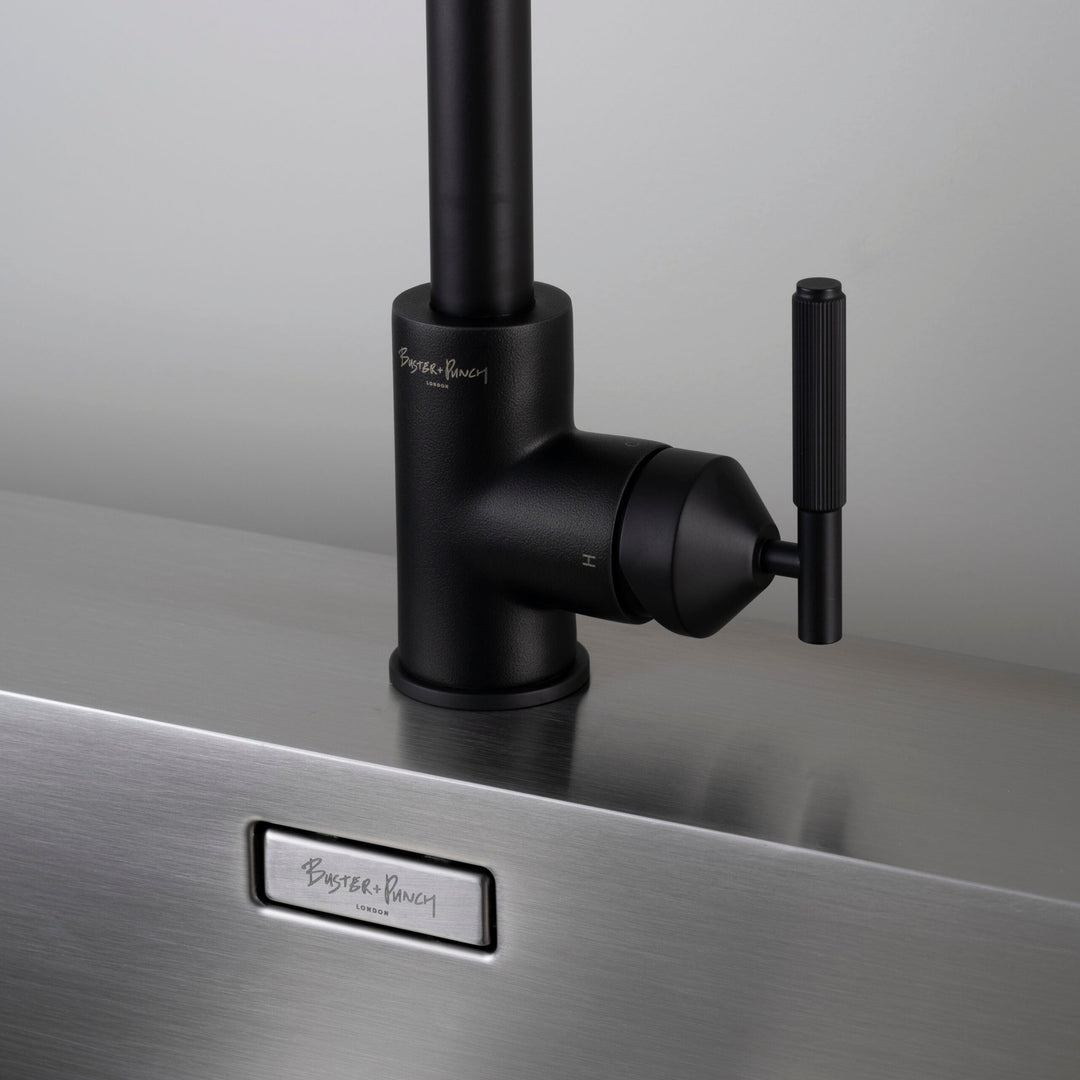 Buster + Punch Kitchen Faucet | Dual-Spray Pull-out Mixer | Linear Faucets Buster + Punch