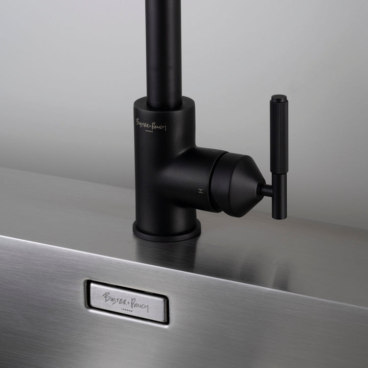 Buster + Punch Kitchen Faucet | Dual-Spray Pull-out Mixer | Linear Faucets Buster + Punch