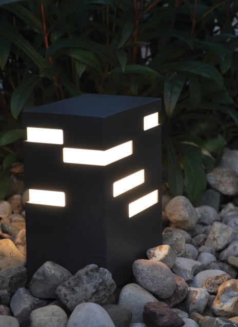 Tech Lighting Revel 8 Outdoor Path - Thumbnail 3