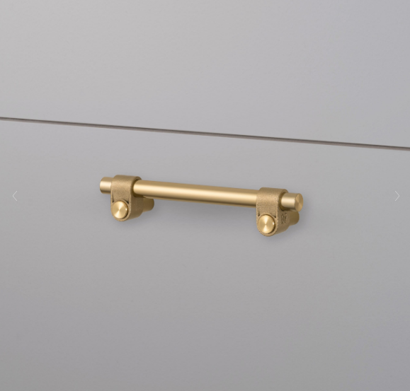 Buster + Punch Pull Bar / Cast Cabinet Hardware Buster + Punch Small Brass