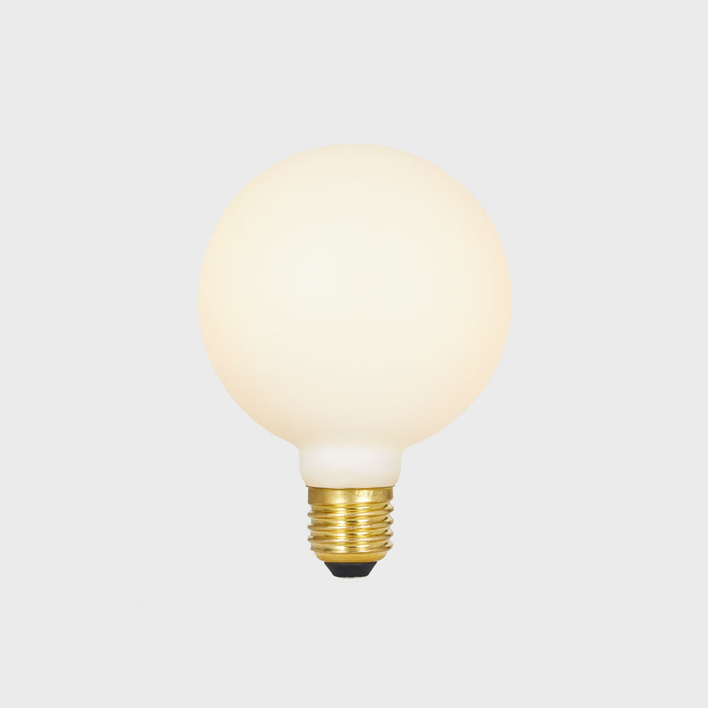 Tala Sphere III E26 Dim-to-Warm LED Bulb | SPHR-G100-7W-2000/2800K-E26-MP-120V Bulbs Tala