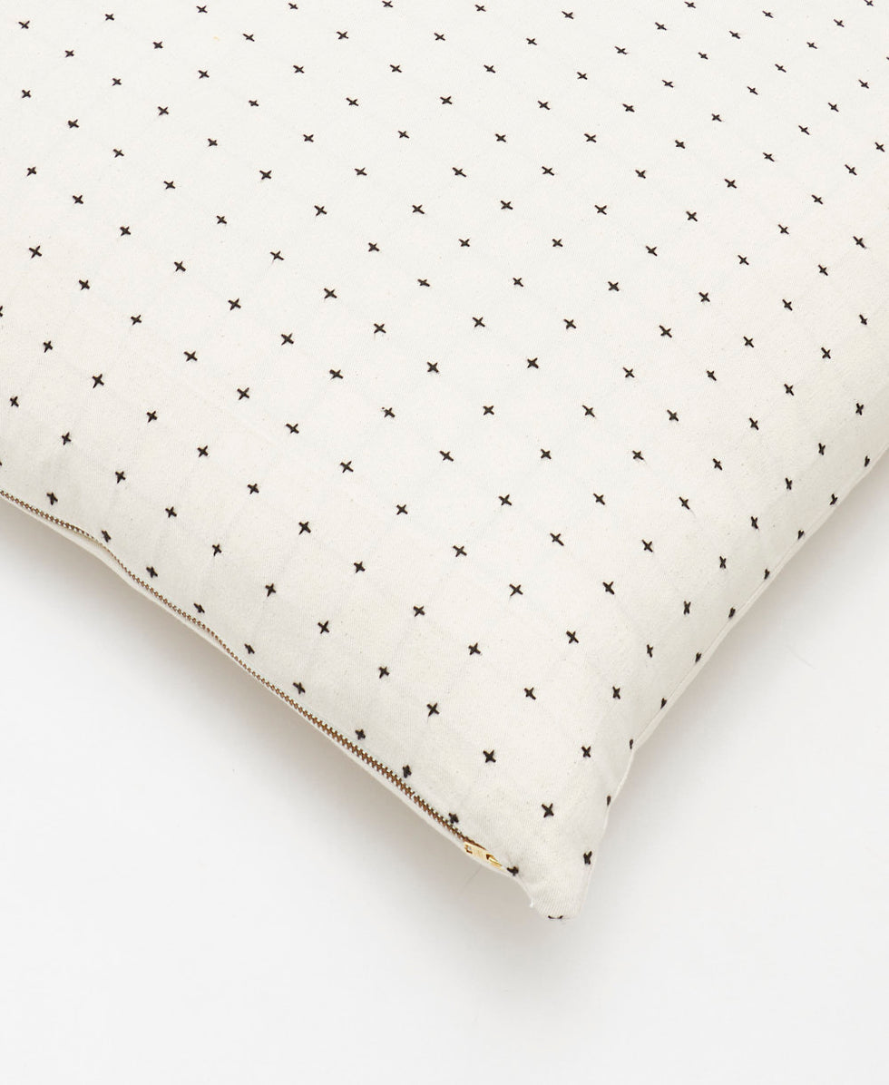 Anchal Cross-Stich Throw Pillow - Thumbnail 3