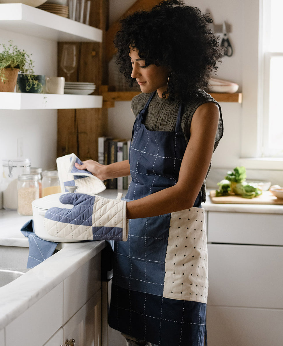 Anchal Organic Cotton Bib Apron - Navy APRN