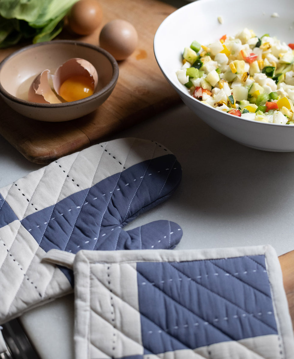 Anchal Patchwork Oven Mitt Slate - Thumbnail 4